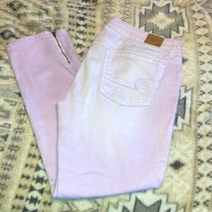 American Eagle lavender stretch skinny jeans w/ zippers at the ankle